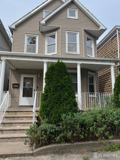 399 Park Ave, Perth Amboy, NJ, 08861-3419 | Card Image