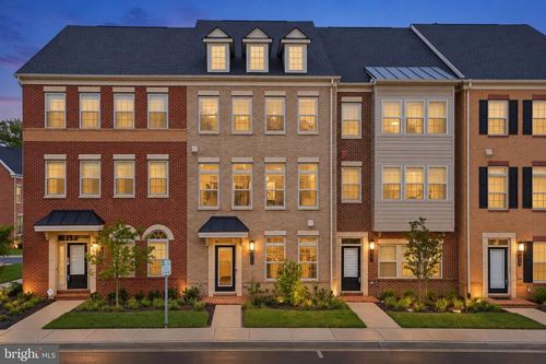 3775 Mayors Way, FAIRFAX, VA, 22030-4752 | Card Image