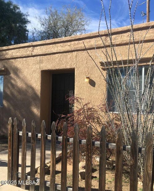 apt-1-4235 E Fairmount St, Tucson, AZ, 85712-3855 | Card Image