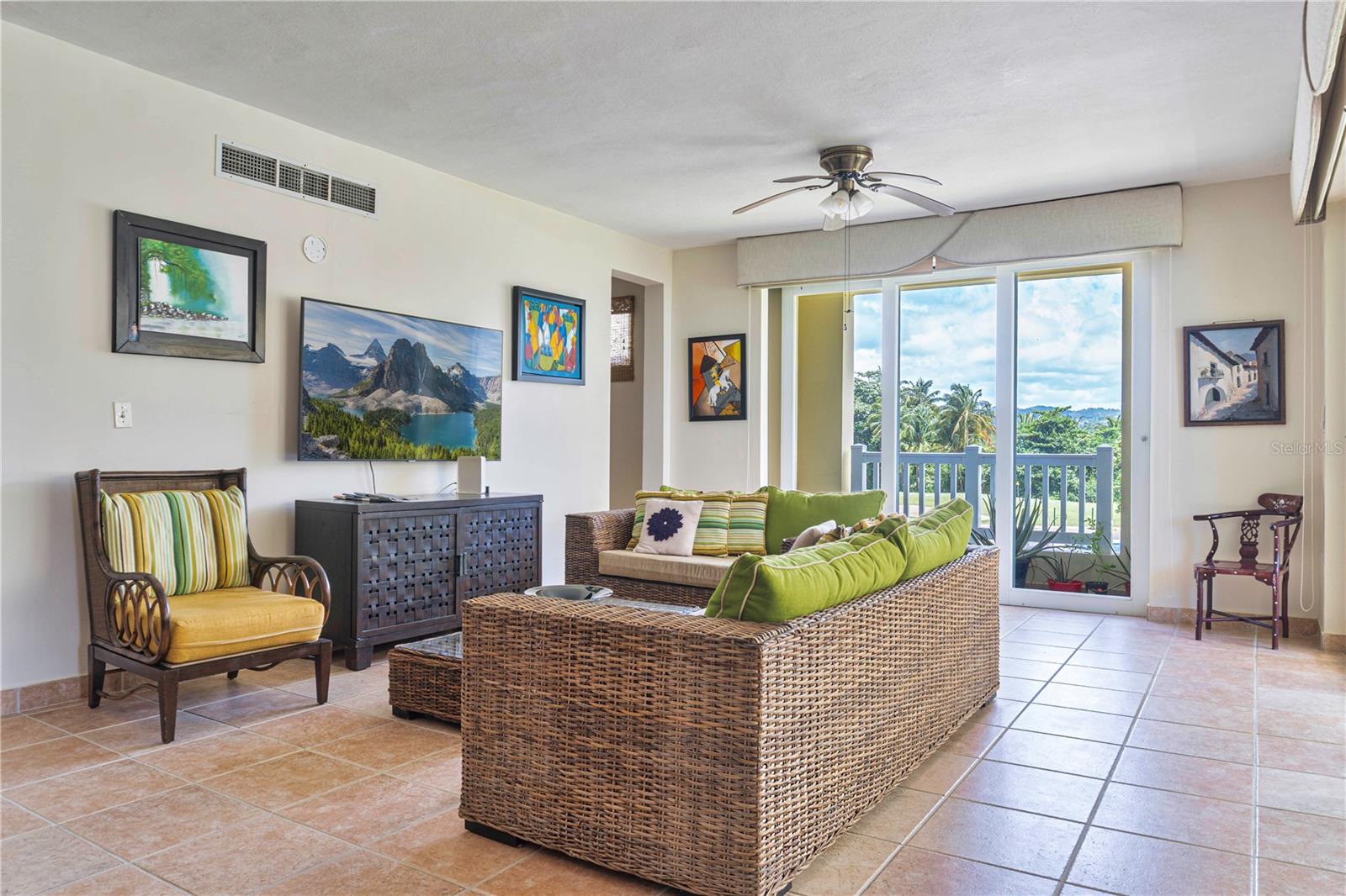 Residential en venta en HUMACAO, 300 OCEAN DRIVE, 1789 m²