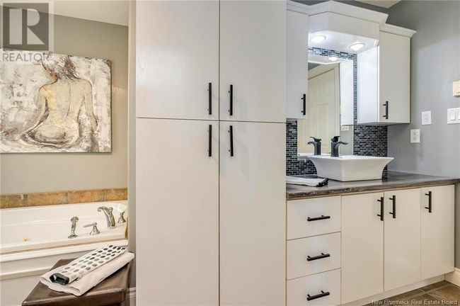 44 Rue Du Ruisseau, House other with 4 bedrooms, 2 bathrooms and null parking in Dieppe NB | Image 31