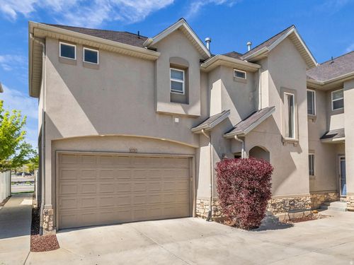 10782 S Wyngate Park Dr, South Jordan, UT, 84095-8371 | Card Image