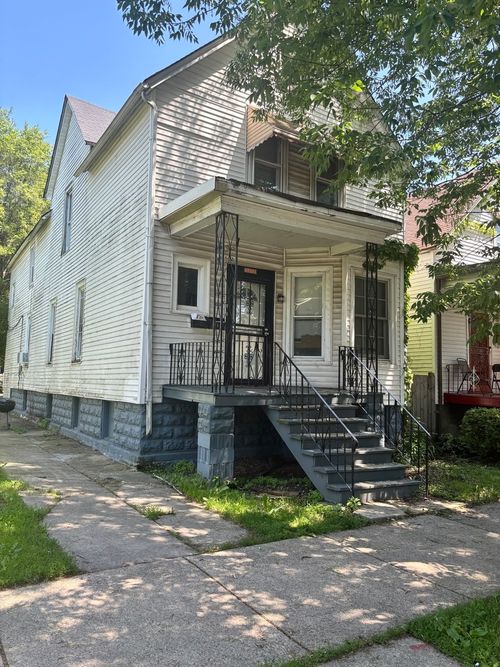 11317 S Edbrooke Ave, Chicago, IL, 60628-4927 | Card Image