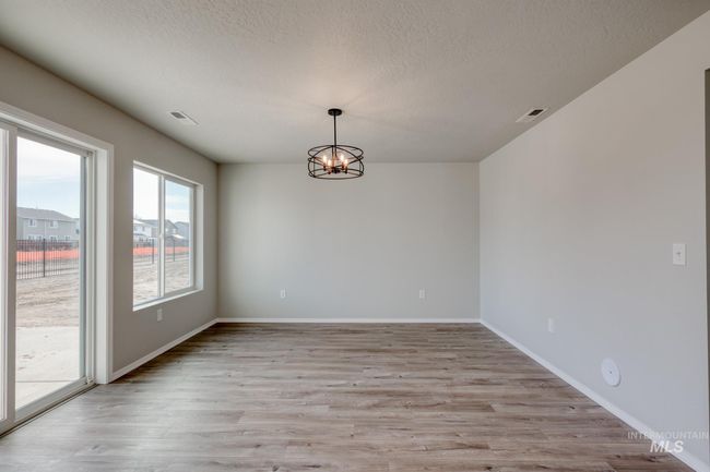 16888 Dunning Way, House other with 5 bedrooms, 3 bathrooms and 3 parking in Caldwell ID | Image 6
