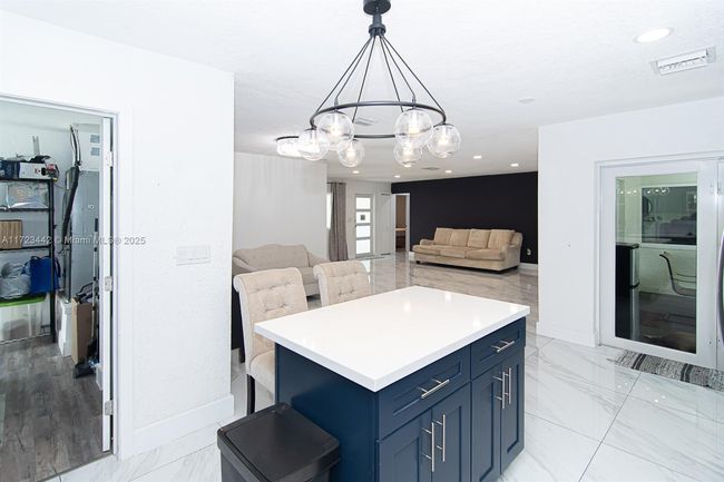 8612 Miramar Blvd, House other with 4 bedrooms, 2 bathrooms and null parking in Miramar FL | Image 5