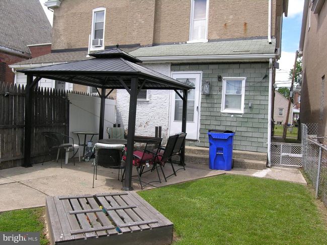 554 W Walnut St, Home with 3 bedrooms, 2 bathrooms and null parking in POTTSTOWN PA | Image 44