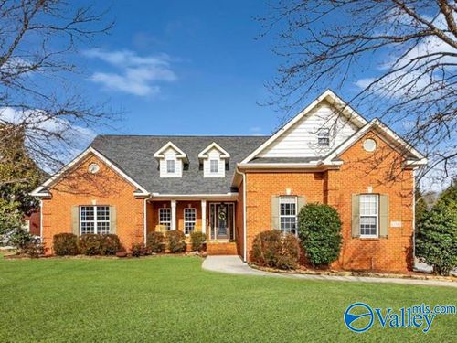 6700 Hampton Bend Cir Se, Owens Cross Roads, AL, 35763-8203 | Card Image