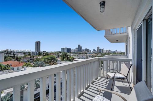 apt-703-7620 Carlyle Ave, Miami Beach, FL, 33141-2271 | Card Image