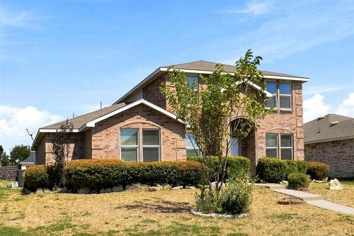 1027 Graystone Dr, Lancaster, TX, 75134-4621 | Card Image