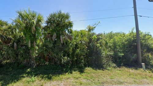 12379 Cole Ave, Port Charlotte, FL, 33981-1004 | Card Image