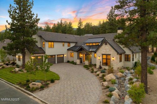 20585 Latour Way, Reno, NV, 89511-4551 | Card Image
