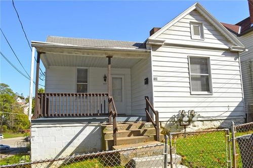 1-150 Elm St, Washington, PA, 15301-5214 | Card Image