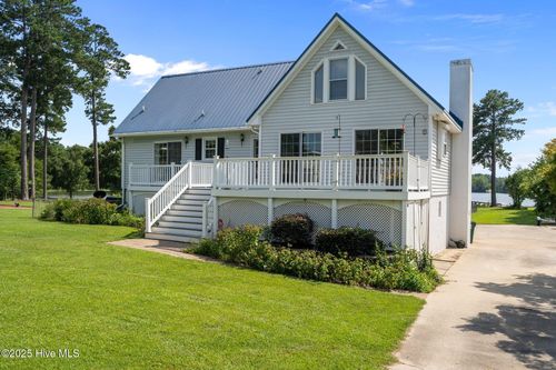 5826 Tar River Cove Dr, Rocky Mount, NC, 27803-8661 | Card Image
