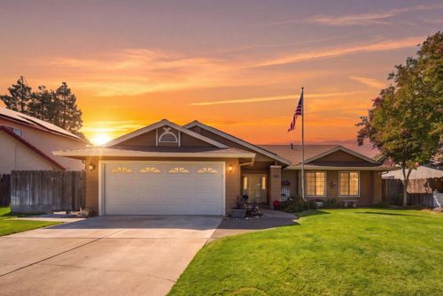 588 Carrigane Way, Manteca, CA, 95337-6850 | Card Image