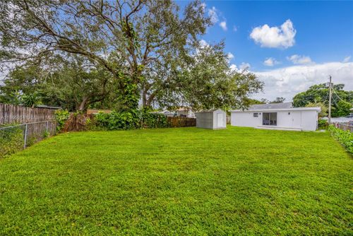 275 Nw 97th St, Miami, FL, 33150-1628 | Card Image