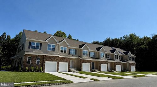 6 Wayne Ct, BLACKWOOD, NJ, 08012-4438 | Card Image