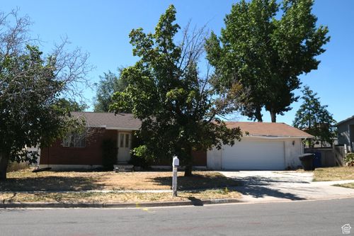 4217 Twilight Dr, Salt Lake City, UT, 84118-4670 | Card Image