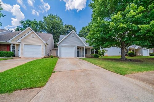 85 Lakeside Dr, Covington, GA, 30016-7135 | Card Image