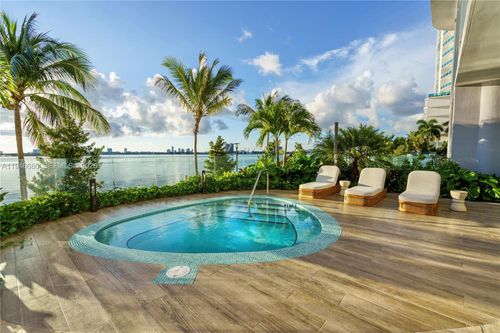 3202-700 Ne 24th Street, Miami, FL, 33137 | Card Image