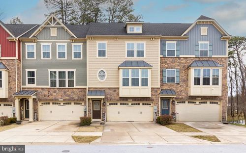 8244 Hickory Hollow Dr, GLEN BURNIE, MD, 21060-8698 | Card Image