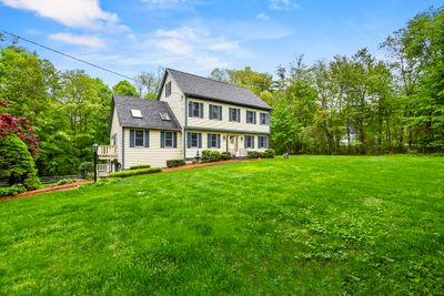 28 Old Meetinghouse Road, House other with 3 bedrooms, 2 bathrooms and 6 parking in Townsend MA | Image 2