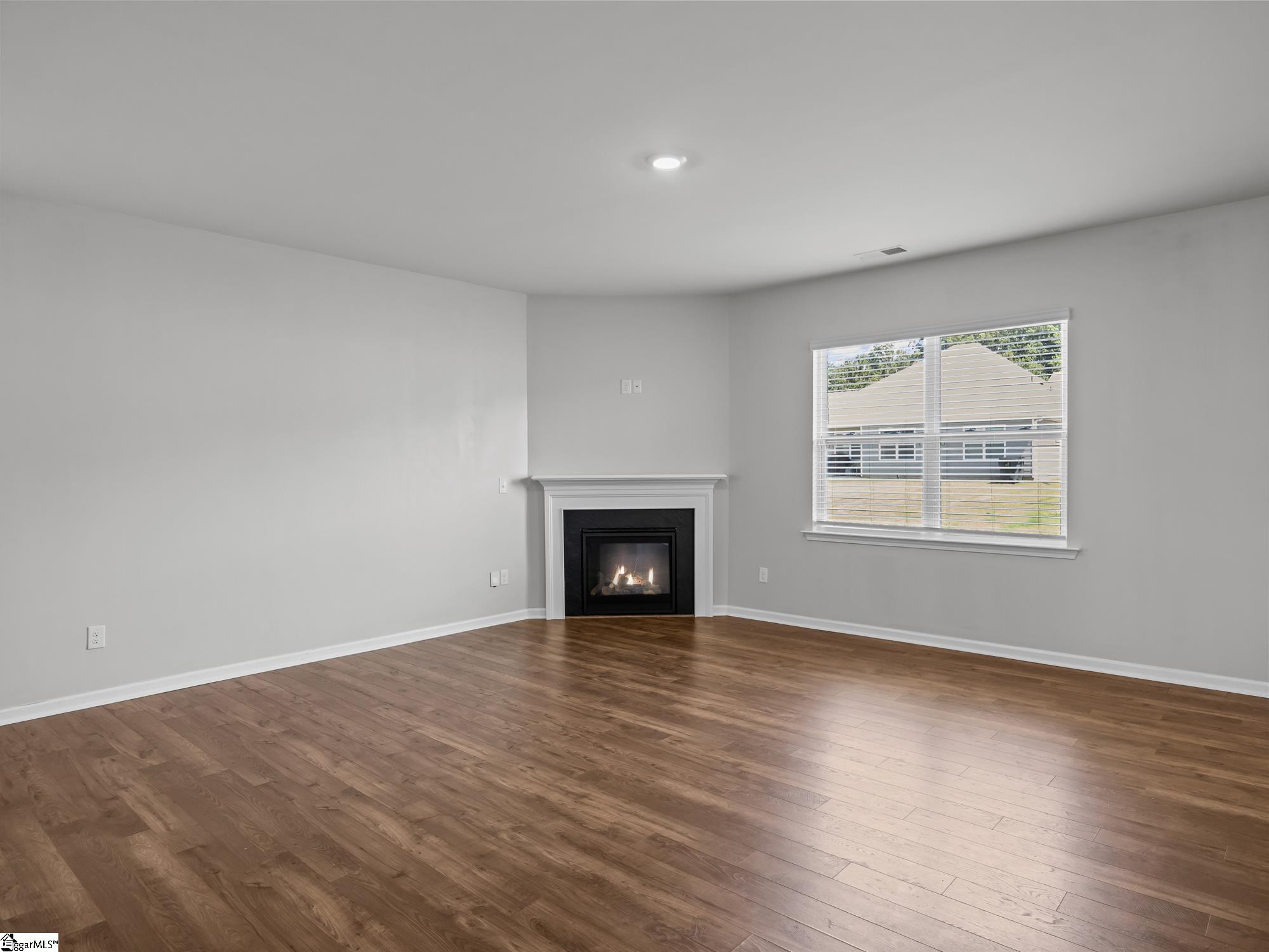 Residential in Lyman 5