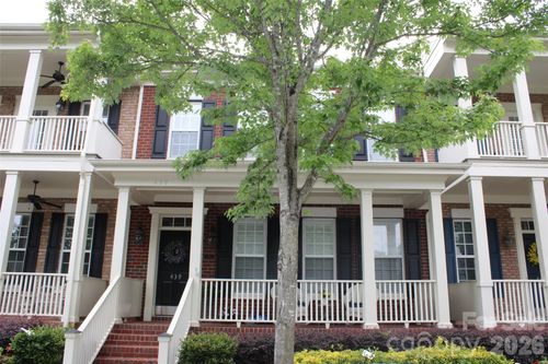 439 Ohenry Ave, Davidson, NC, 28036-8651 | Card Image