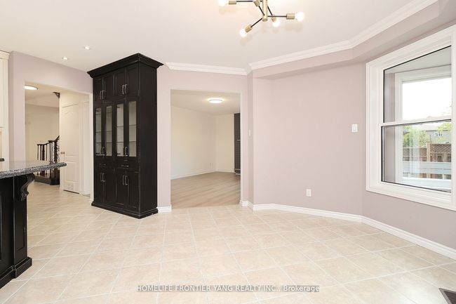 8 Wigston Crt, House other with 5 bedrooms, 3 bathrooms and 4 parking in Whitby ON | Image 14