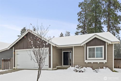 303 Frankie Ln, Cle Elum, WA, 98922-5108 | Card Image