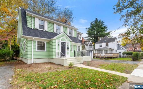 401 Conrad Rd, Englewood, NJ, 07631-1606 | Card Image