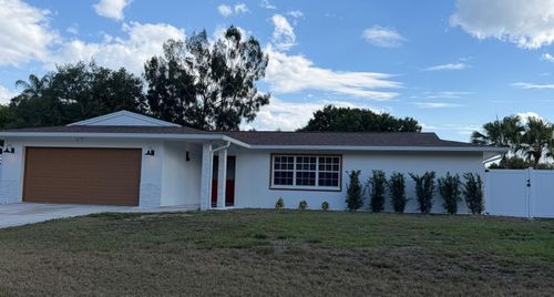4534 N Lake Dr, SARASOTA, FL, 34232-1939 | Card Image
