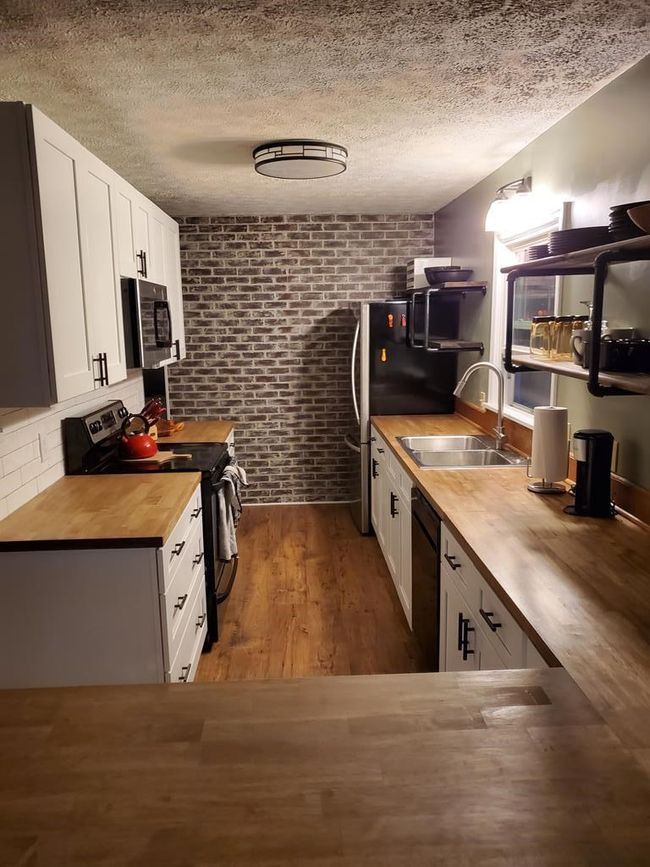 372 Mountain View Dr, House other with 3 bedrooms, 2 bathrooms and null parking in Fancy Gap VA | Image 8