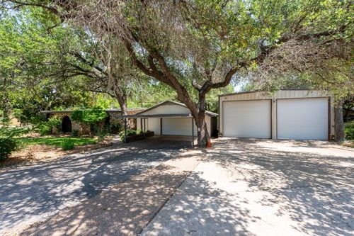 417 County Road 136a, Kingsland, TX, 78639-3930 | Card Image