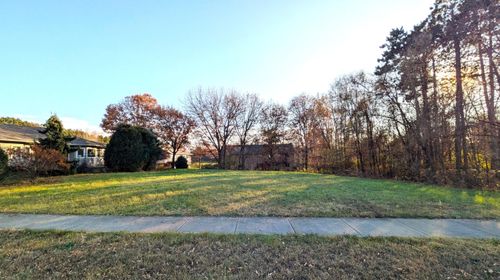 906 Jackpine Dr, Holmen, WI, 54636 | Card Image