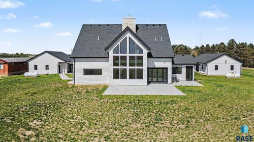 25575 472nd Ave Avenue, Renner, SD, 57055 | Card Image