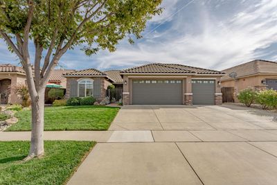 2250 Birmington Dr, House other with 3 bedrooms, 2 bathrooms and null parking in Yuba City CA | Image 1