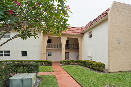 180 Lake Frances Drive, West Palm Beach, FL, 33411 | Card Image