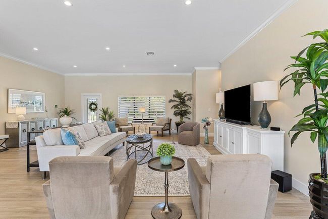 1008 Se 10 Th Ct, House other with 3 bedrooms, 4 bathrooms and null parking in Deerfield Beach FL | Image 11