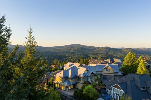 1098 Bearspaw Plat, Langford, BC, V9B0B3 | Card Image