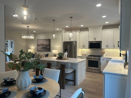 43 Bramble Way, Brookfield, CT, 06804 | Card Image