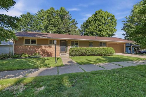 908 S 11th Street, Wausau, WI, 54403 | Card Image