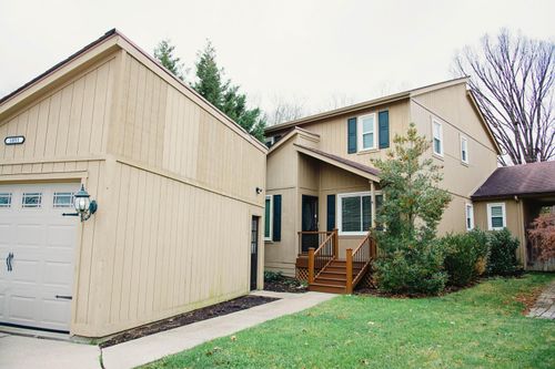 1051 Chinoe Rd, Lexington, KY, 40502-3009 | Card Image