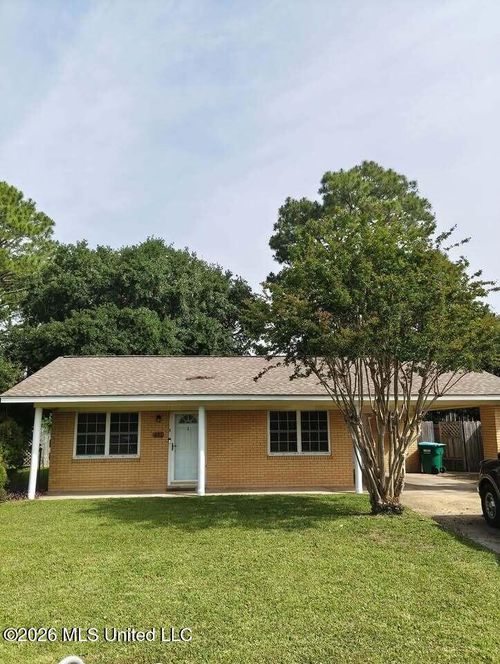 433 Mcguire Cir, Gulfport, MS, 39507-3900 | Card Image