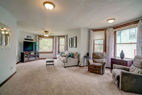 146 &amp; 148 Union Street, Sun Prairie, WI, 53590 | Card Image