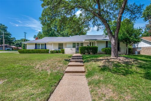 3801 Wharton Dr, Fort Worth, TX, 76133-2907 | Card Image
