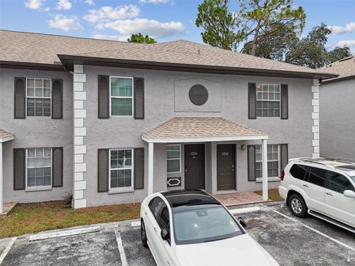 5226-5226 Sunridge Palms Dr, TAMPA, FL, 33617-1438 | Card Image