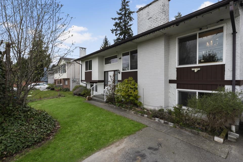13157 99 Avenue, House other with 6 bedrooms, 2 bathrooms and 4 parking in Surrey BC | Image 28