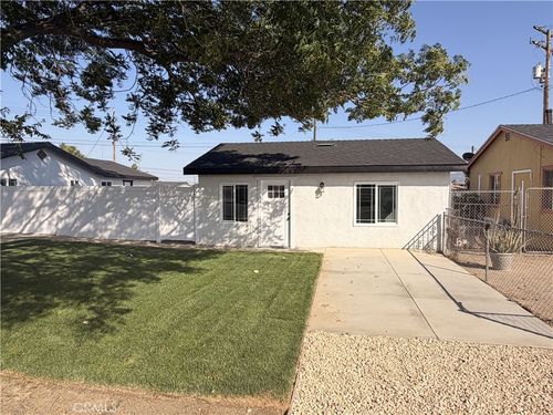 1460 Redlands Ave, Colton, CA, 92324-2429 | Card Image