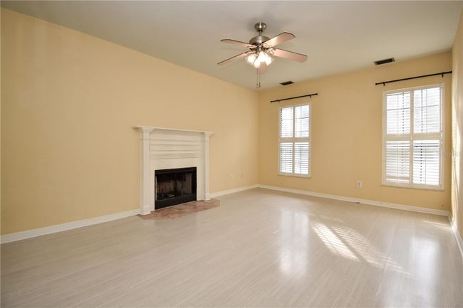 927 41 St Dr, House other with 3 bedrooms, 3 bathrooms and null parking in GAINESVILLE FL | Image 13