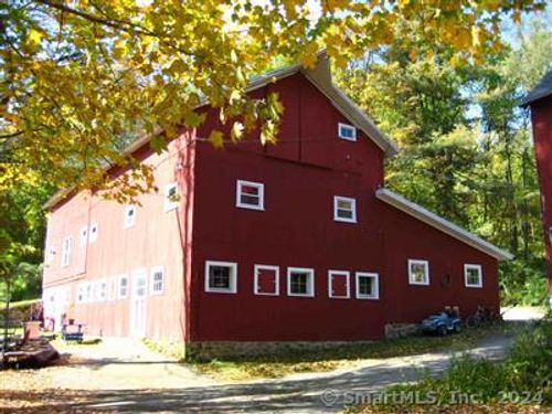 a-1206A Bassett Rd, Watertown, CT, 06795-1154 | Card Image